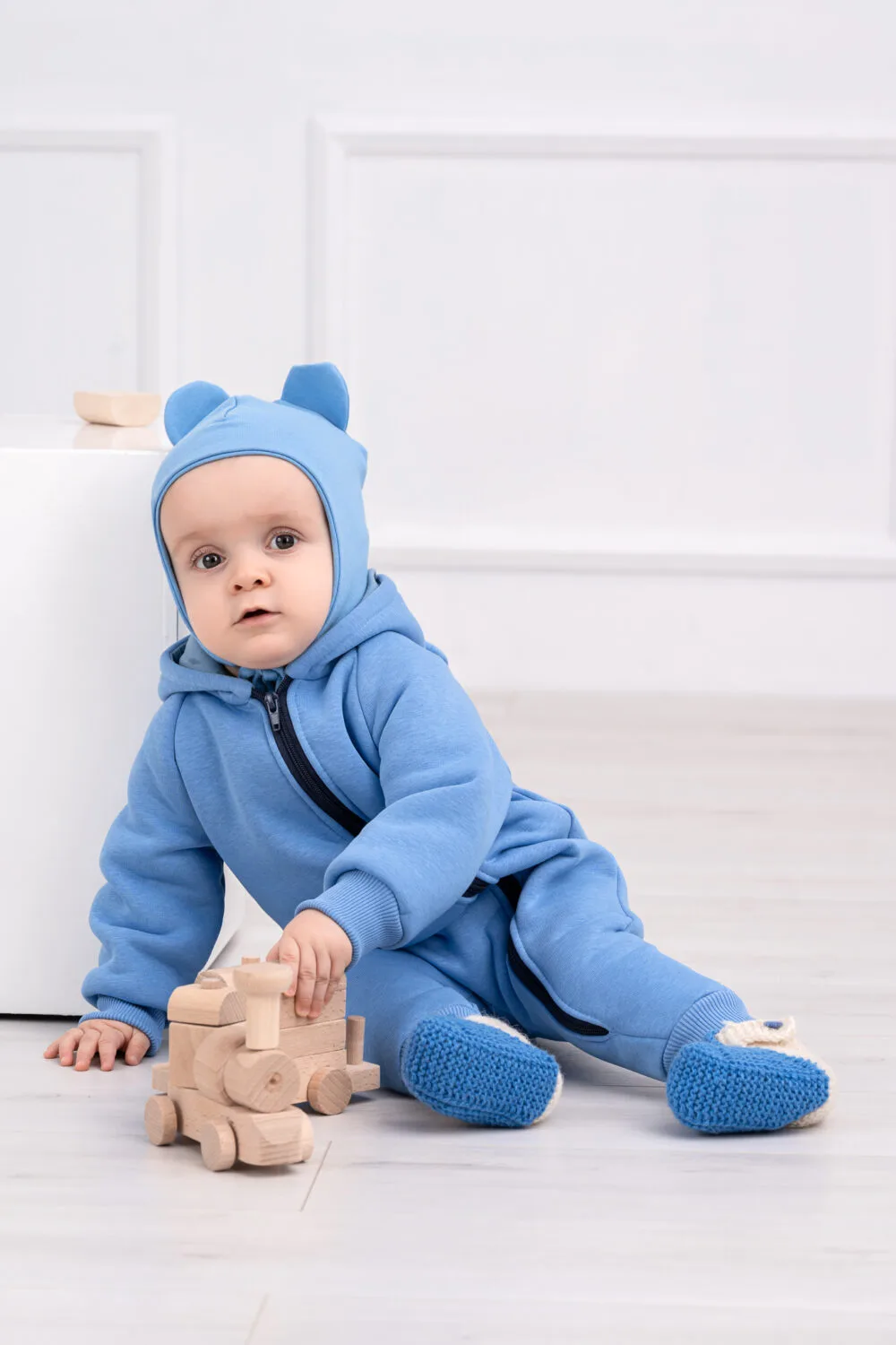 IMG_2449 Rankų darbo žydros spalvos romperiukas kūdikiams