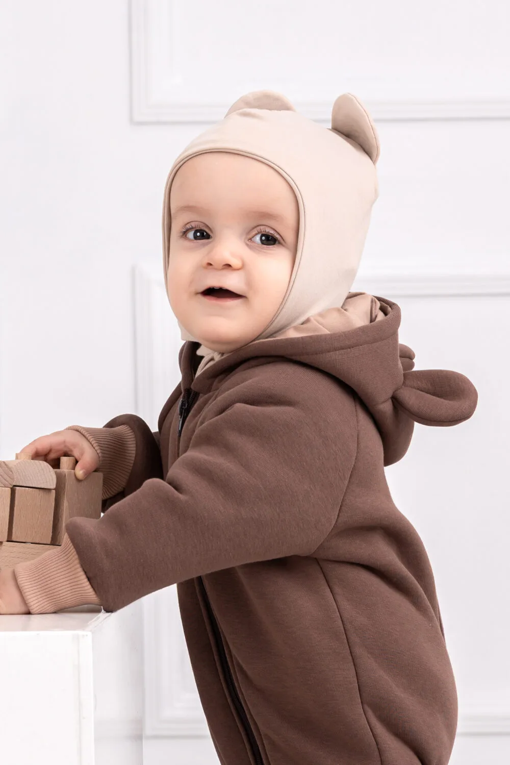 IMG_2451 Rankų darbo rudos spalvos romperiukas