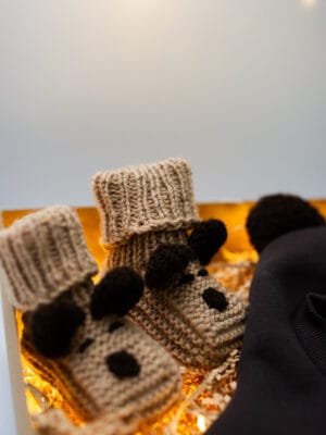 Tapukai kakavinės spalvos