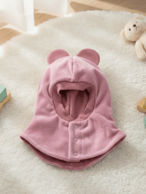 Veliūrinis rožinės spalvos šalmukas