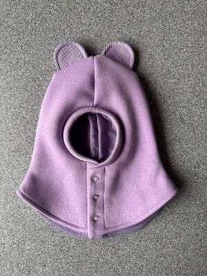 Žieminis šalmukas alyvinės spalvos