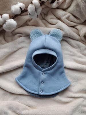 Žieminis žydros spalvos šalmukas